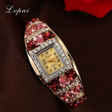 Lvpai Fashion Women Watch Crystal Bracelet Classic Flower Square Wristwatches Women Dress Watches Casual Gift Quartz Watch