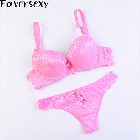 Intimates 2015 New Arrival Romantic Hot Champagne Brand Lace Bra Sets Sexy Women Underwear Bra Panty Set Promotion Dropshipping