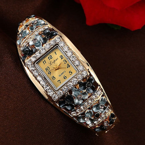 Lvpai Fashion Women Watch Crystal Bracelet Classic Flower Square Wristwatches Women Dress Watches Casual Gift Quartz Watch