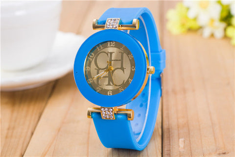 2015 New Fashion Brand Gold Geneva Casual Quartz Watch Women Crystal Silicone Watches Relogio Feminino Dress Wrist Watch Hot