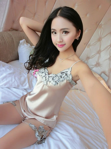 sexy women's lace silk satin pajamas sets free shipping 2016 new design short pants pyjamas sets V-neck suspenders pijamas sets