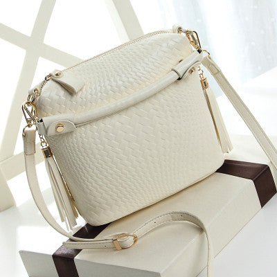 ARPIMALA 2017 Summer Bags Luxury Handbags Knitted Women Bags Designer Purses High Quality Fringe Ladies Hand Bags Tote Crossbody
