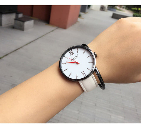 2017  Brand Luxury Women Wristwatches Casual fashion Ladies' Leather Quartz Watch Montre Femme Mujer Relogio Feminino LBY