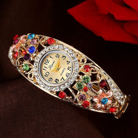 Lvpai Fashion Women Watch Classic Alloy Crystal Bracelet Flower Wristwatches Women Dress Watches Casual Gift Quartz Watch