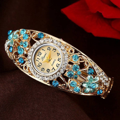 Lvpai Fashion Women Watch Classic Alloy Crystal Bracelet Flower Wristwatches Women Dress Watches Casual Gift Quartz Watch
