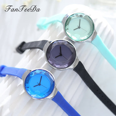FanTeeDa Brand Fashion Silicone Strap Quartz Watch Outdoor Casual Business Wristwatch Luxury Watches Womens Female Watch Clock