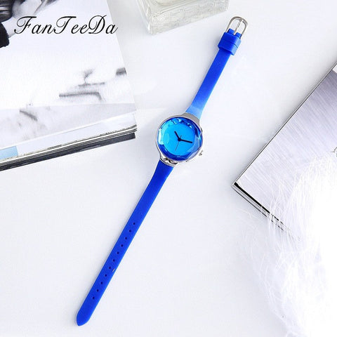FanTeeDa Brand Fashion Silicone Strap Quartz Watch Outdoor Casual Business Wristwatch Luxury Watches Womens Female Watch Clock
